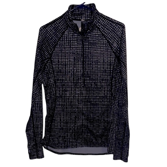 🌹Under Armour Black and White Patterned Pullover - Picture 1 of 5